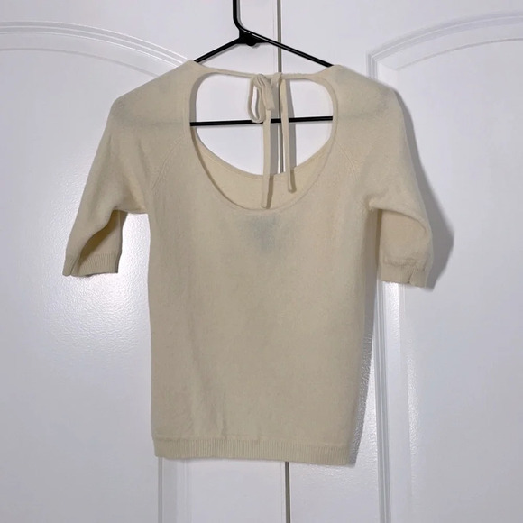 BCBG MAXAZRIA Collection 100% Cashmere Open Back Sweater size M - Picture 8 of 10
